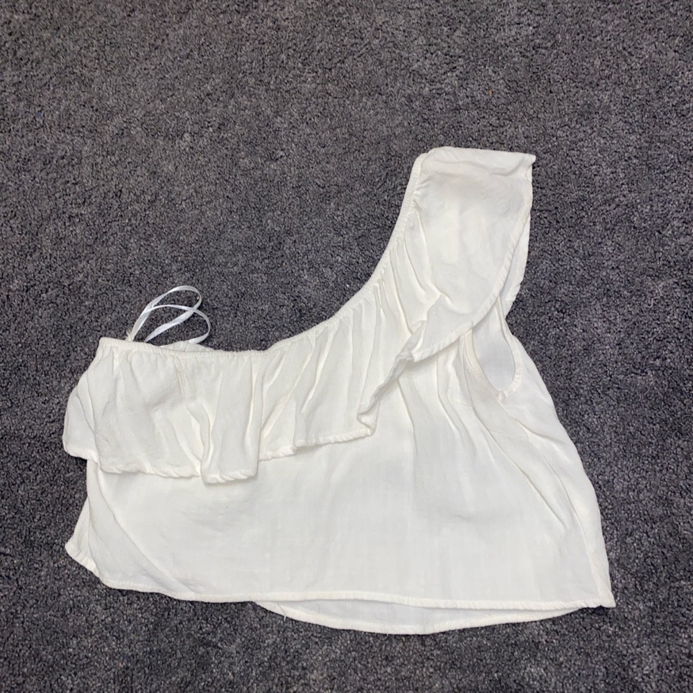 Honey Punch Cropped One-Shoulder Shirt
